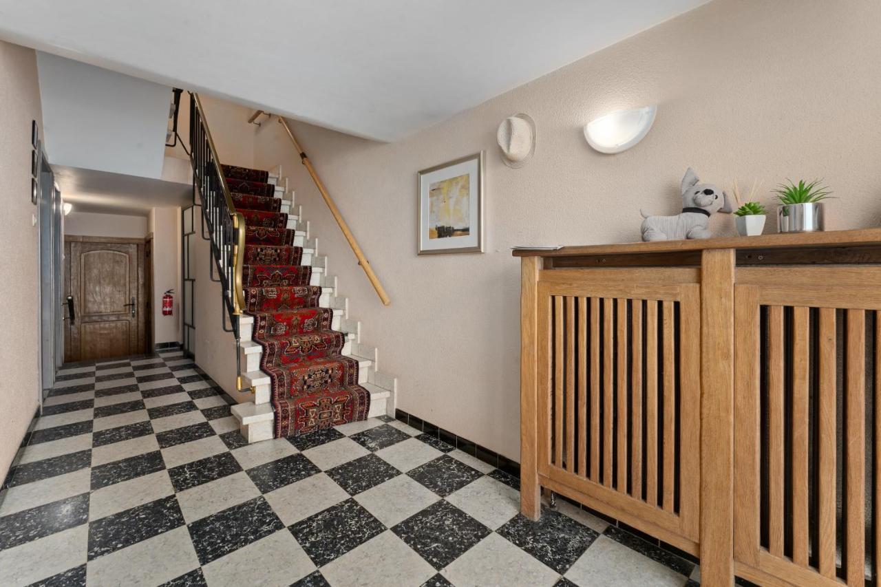 Ruime Woning 10P Met Zonnige Tuin & Nabij Strand Бланкенберге Екстер'єр фото
